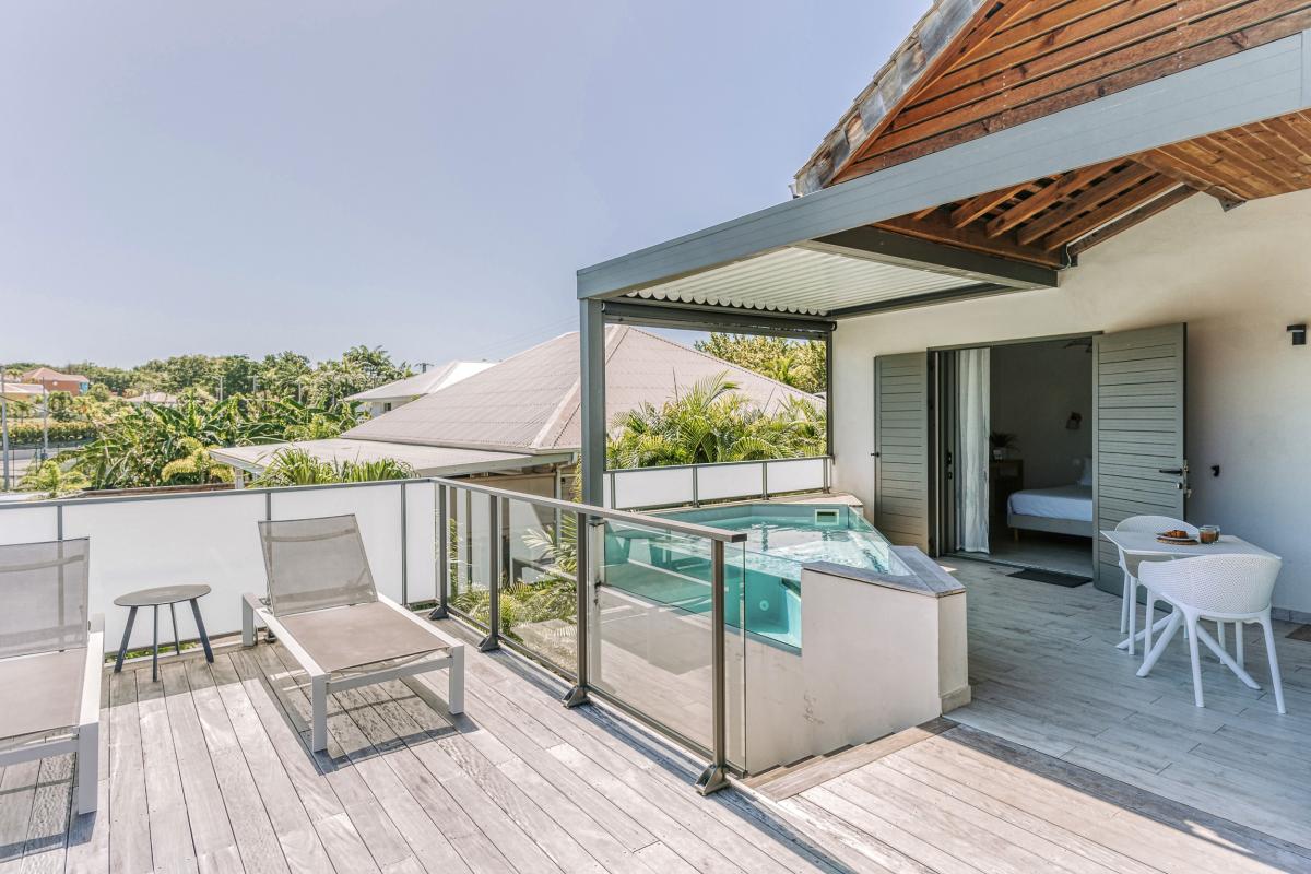 17.Habitation I'SEO_A louer avec piscine privée à Ste Anne Guadeloupe_Studio Etage